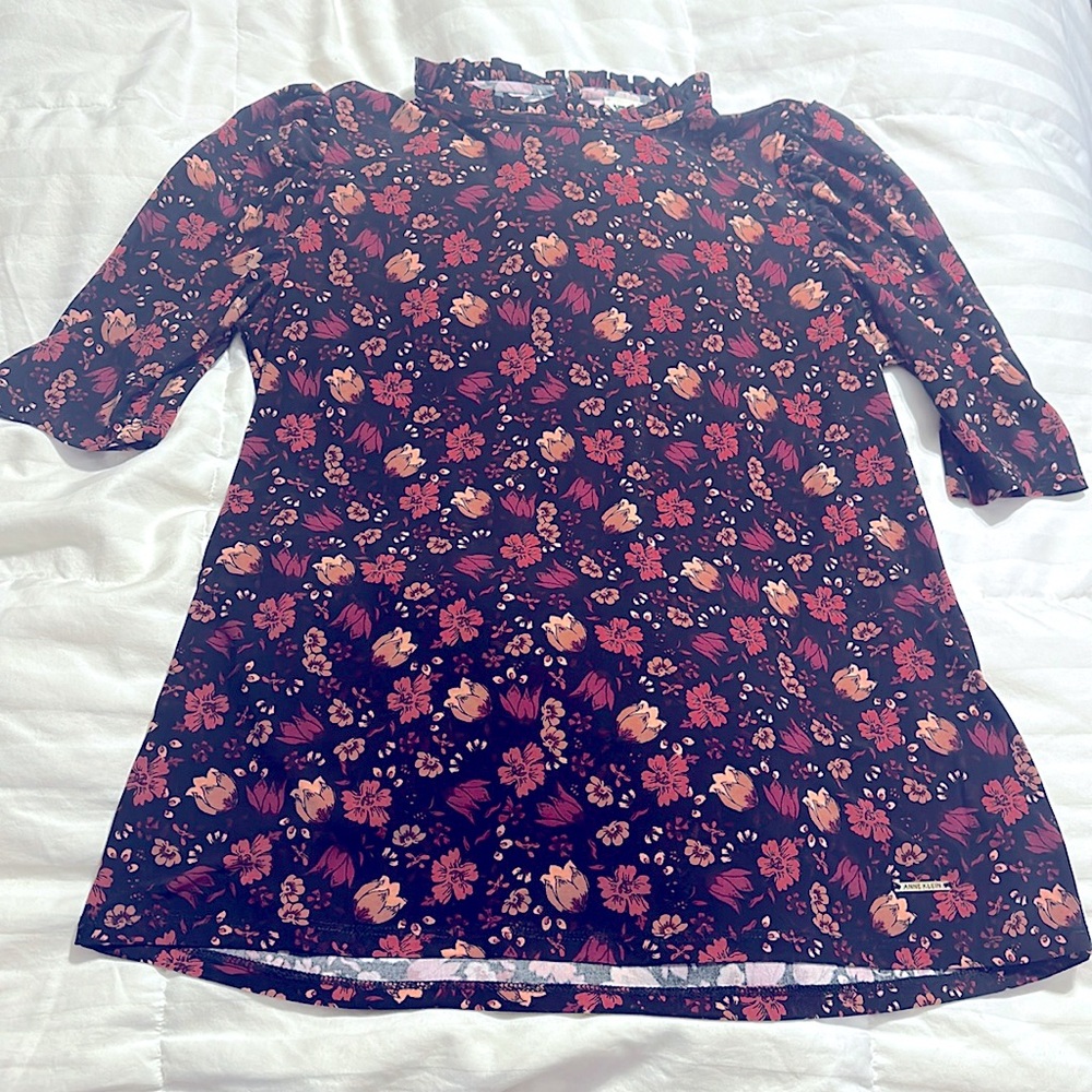 Anne Klein - Mock Neck S/S Red & Black Floral Blouse - Medium